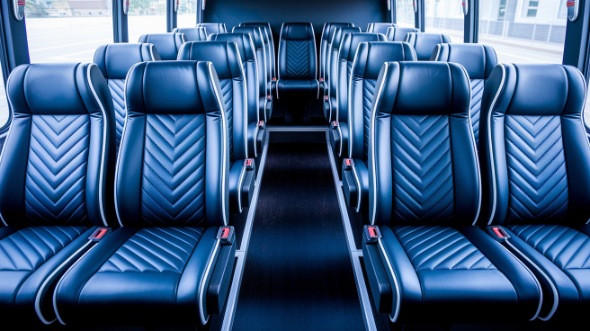 charlotte 28 passenger minibus rental